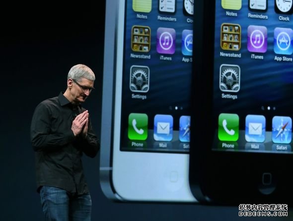 库克表示，苹果将于12月在中国内地市场上发布iPhone 5