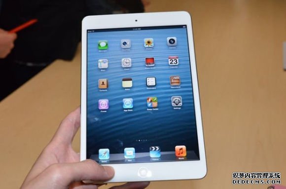 白色iPad mini